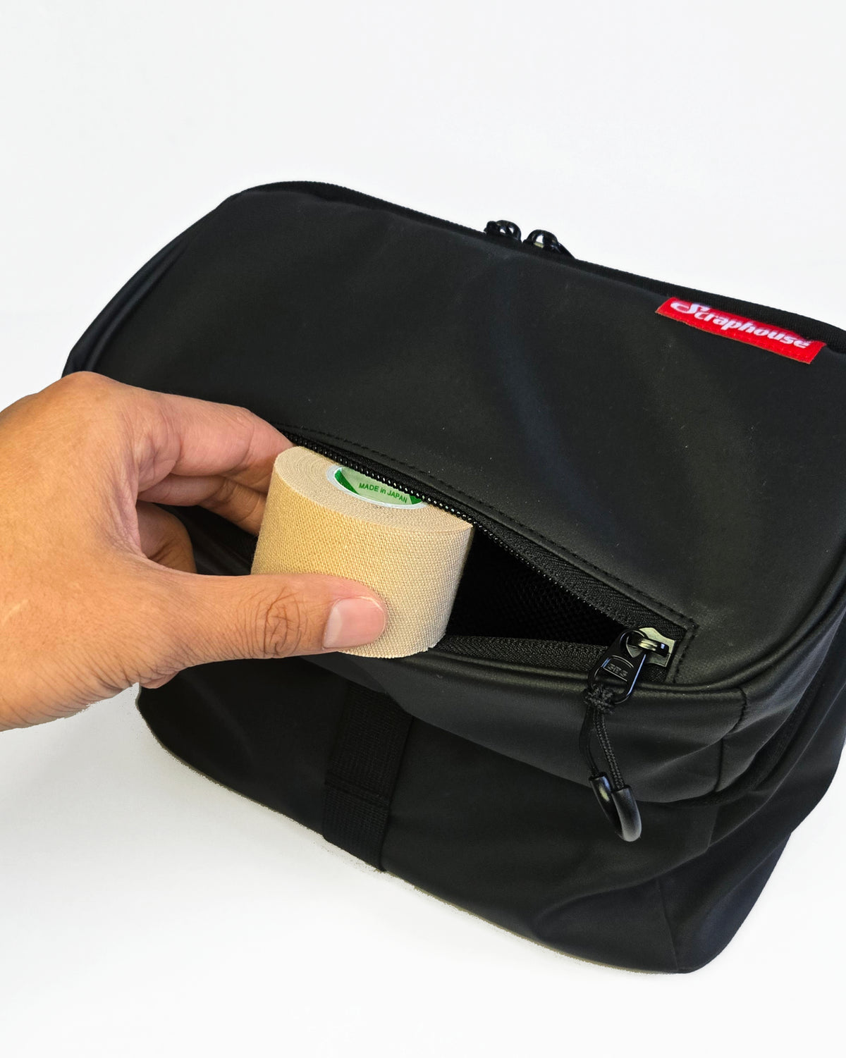 SCUFFLE DOPP KIT