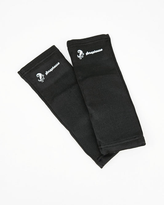 INSTEP GUARDS