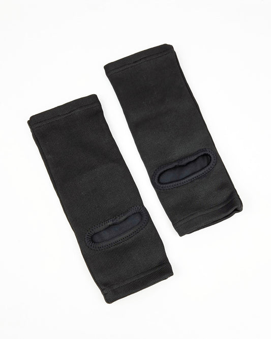 INSTEP GUARDS